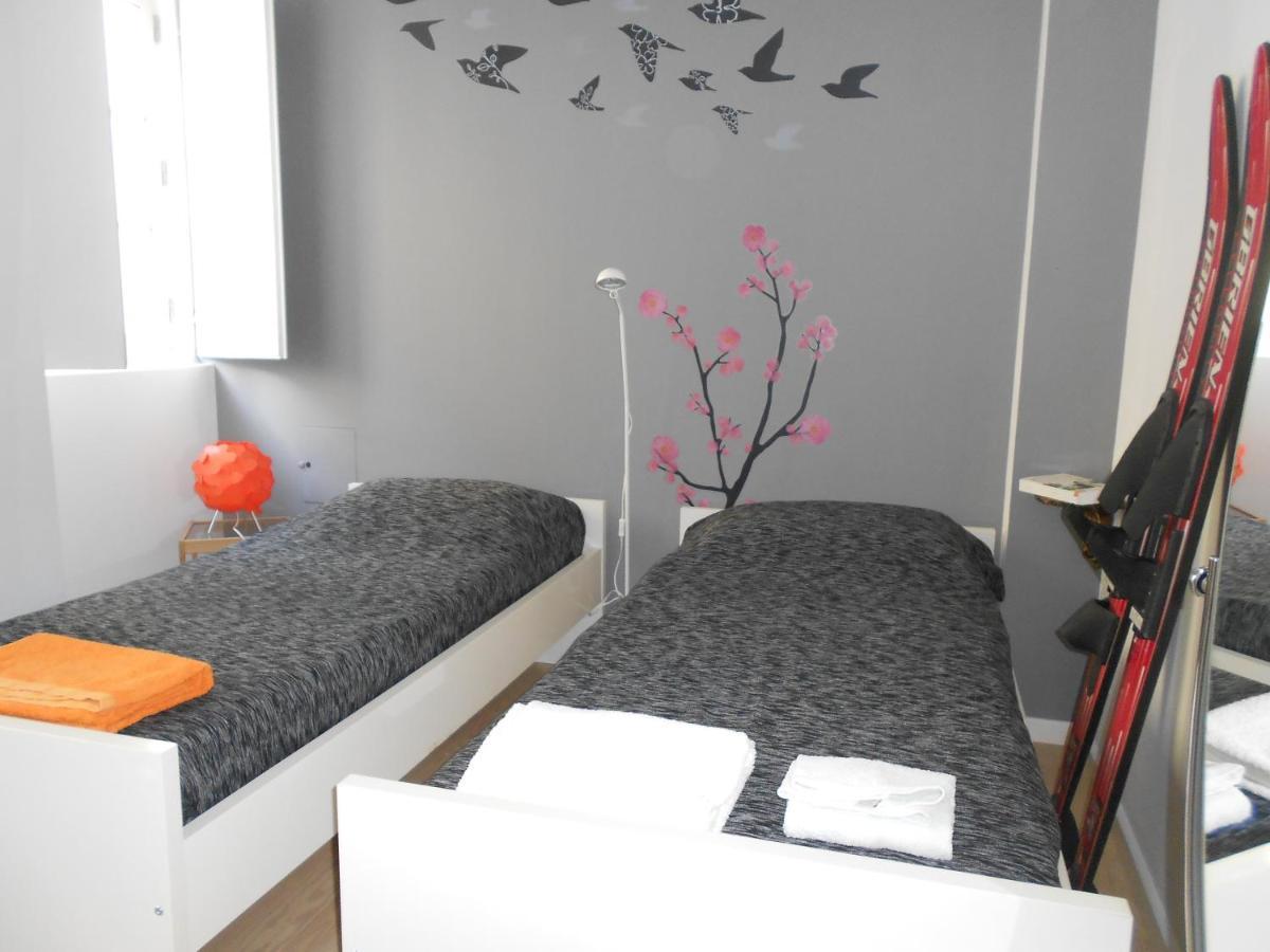 Triplex - Quarto Com W.C. Privado Lisbona Esterno foto