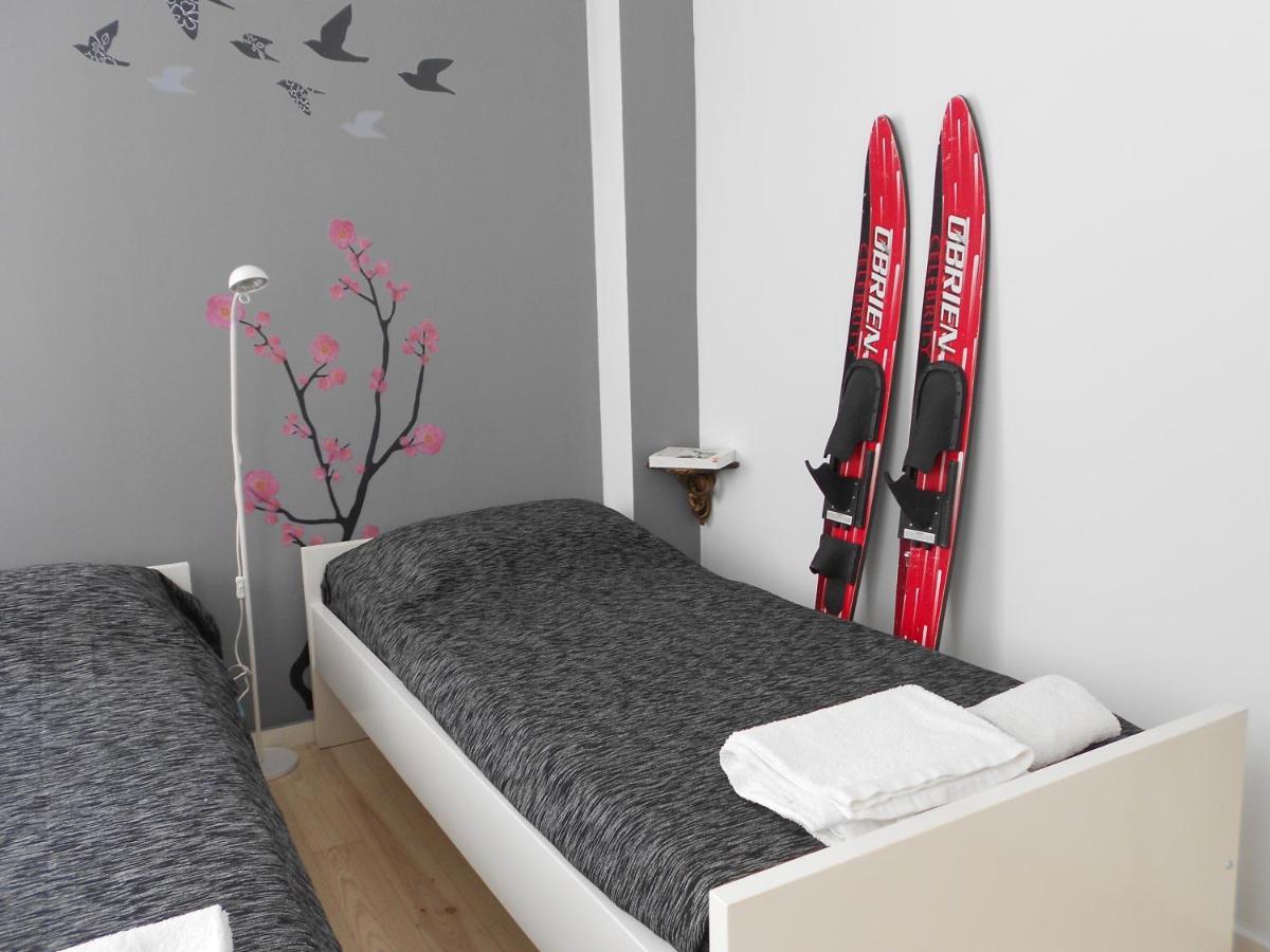Triplex - Quarto Com W.C. Privado Lisbona Esterno foto